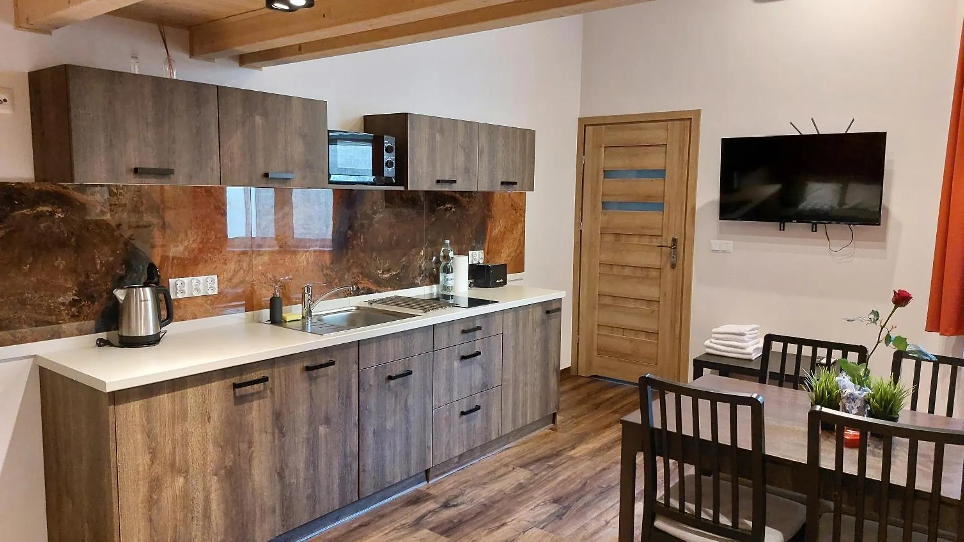 Apartament Blisko Rynku I Dworca Nr 1 Cracóvia 0*,  Polónia