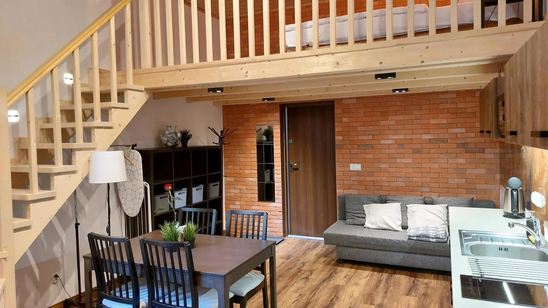 קרקוב Apartament Blisko Rynku I Dworca Nr 1 דירה